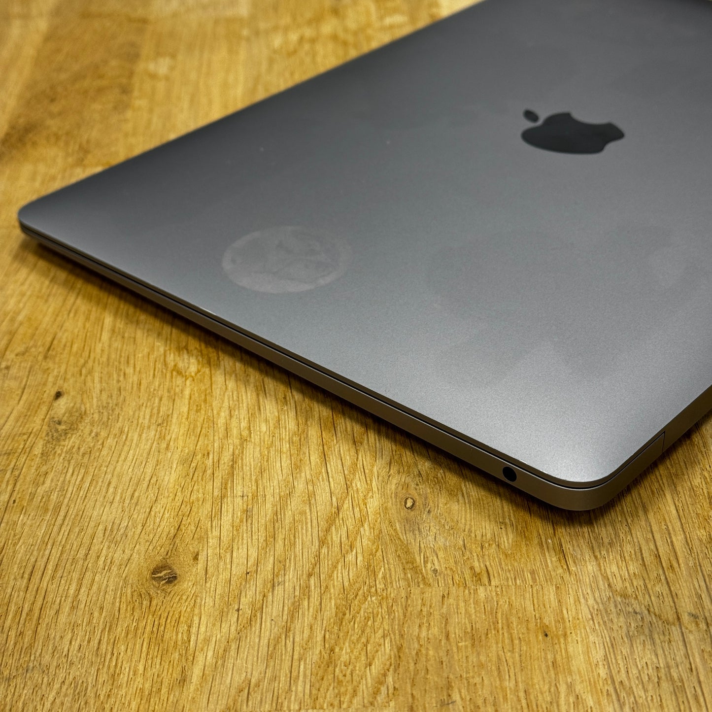 Apple Macbook Air 256GB Grey (Unlocked)