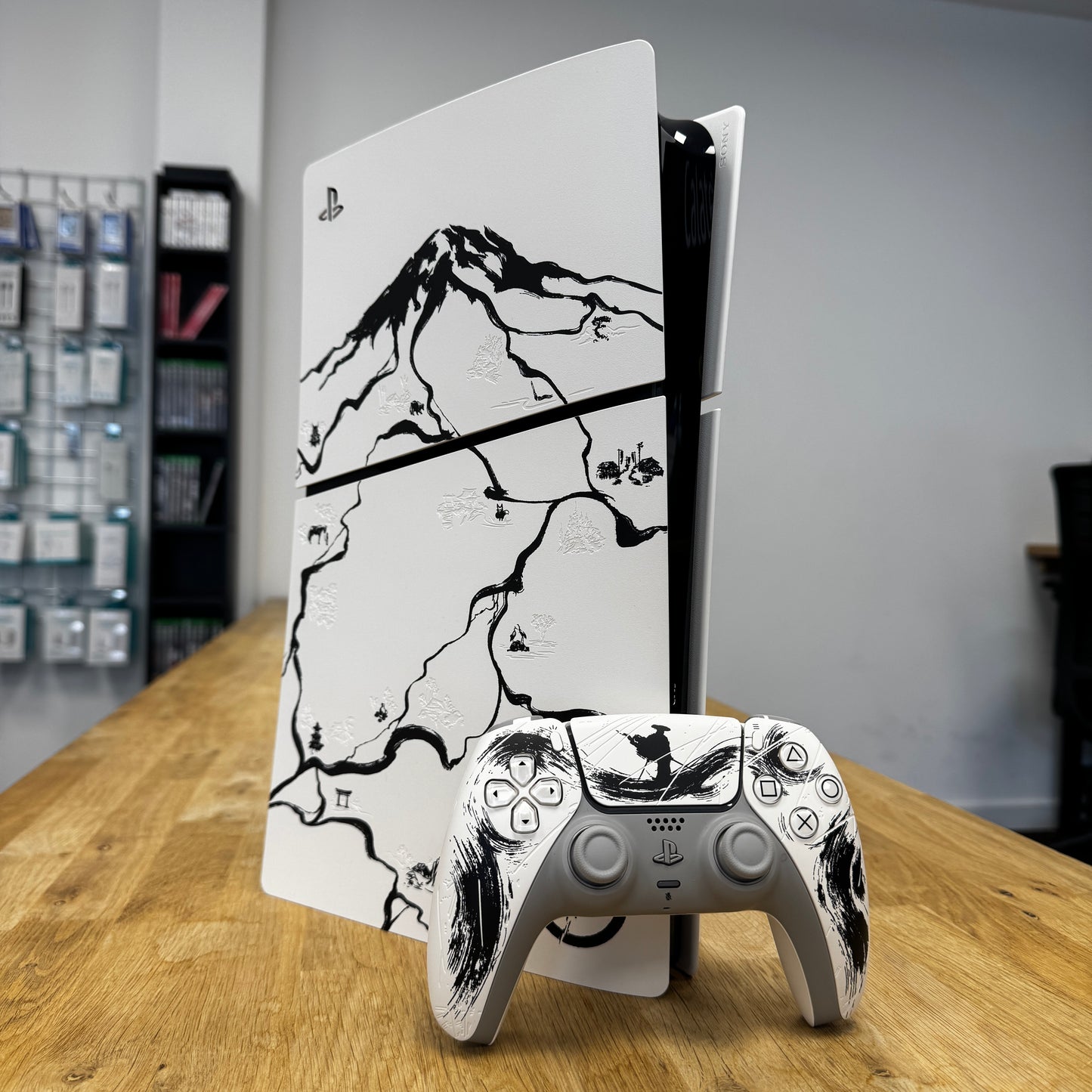 Sony PlayStation 5 Slim Disc Edition 1TB (Ghost of Yotei Limited Edition)