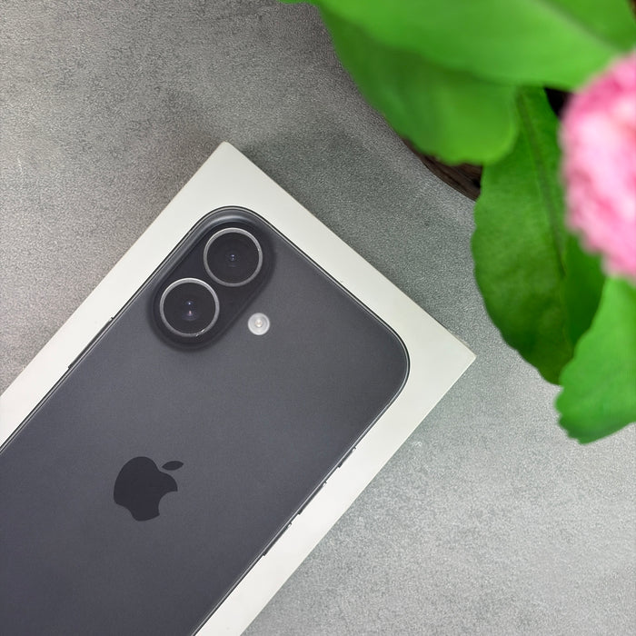 Apple iPhone 17 Black (Unlocked)