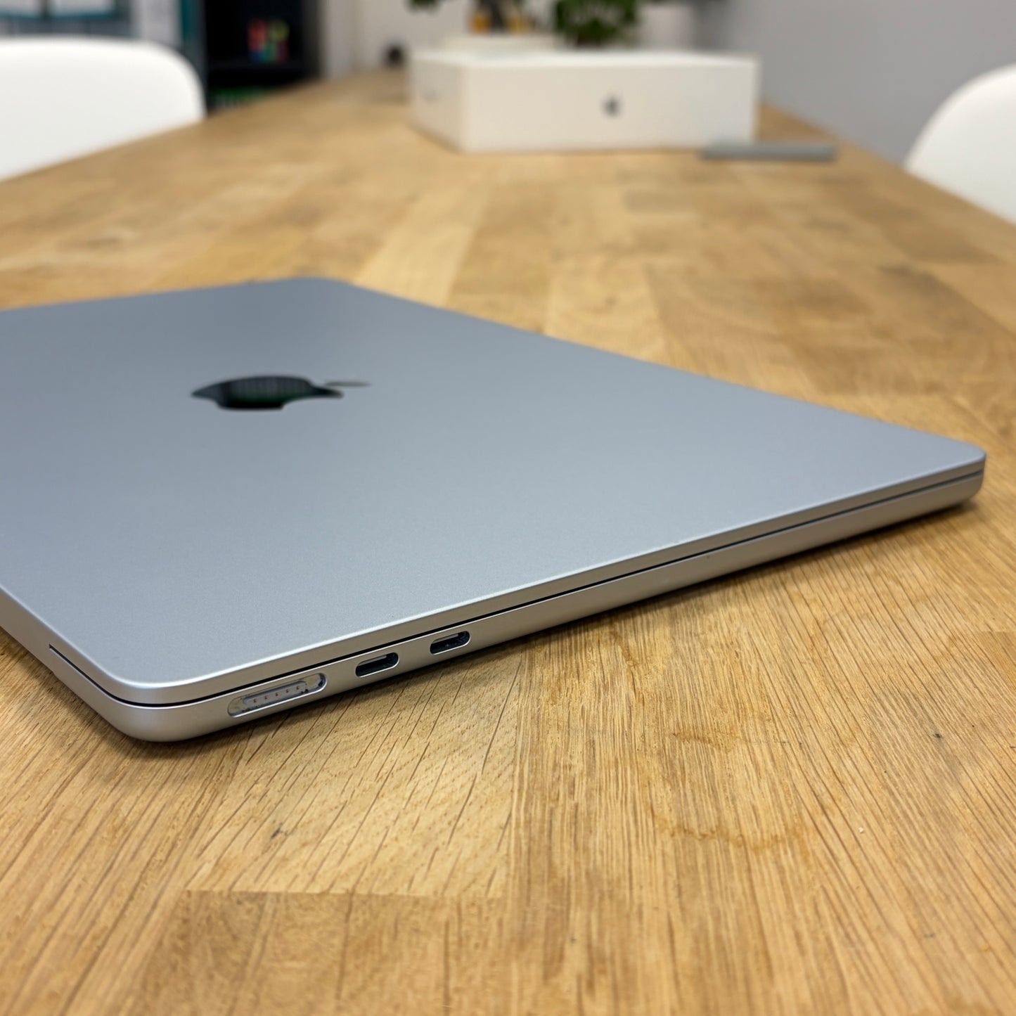 Apple MacBook Air 13-Inch M4 (2025) 512GB Sky Blue