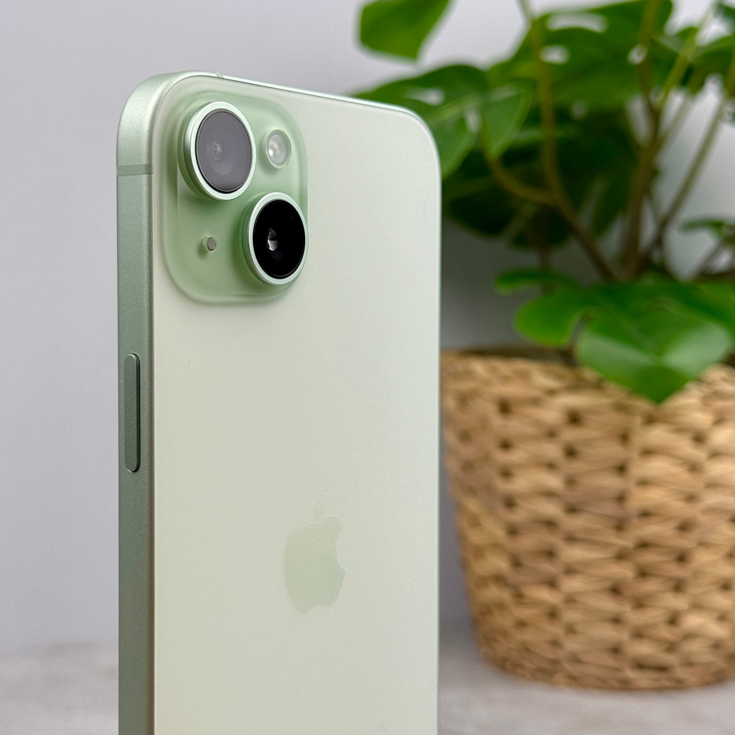 Apple iPhone 15 Plus Green (Unlocked)