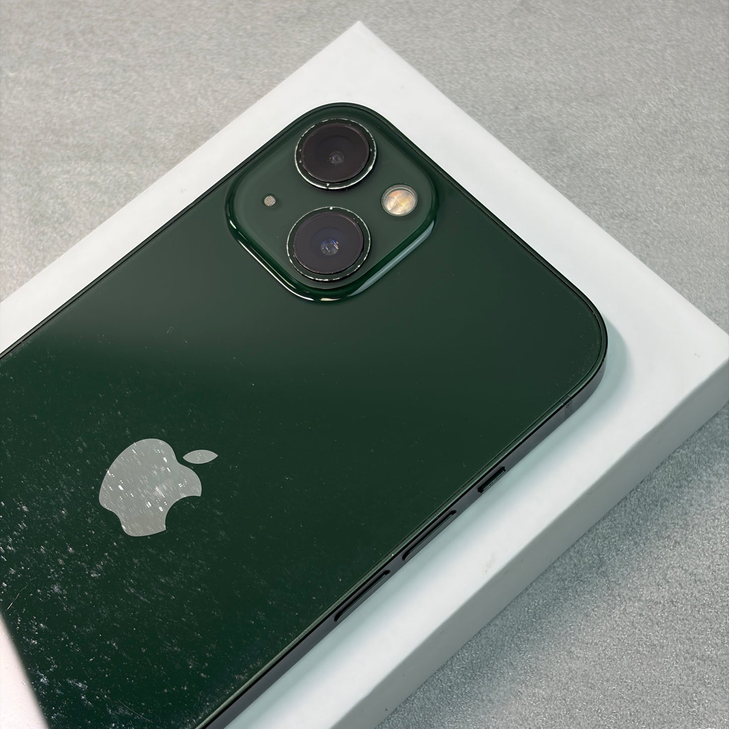 Apple iPhone 13 128GB Green (Unlocked)