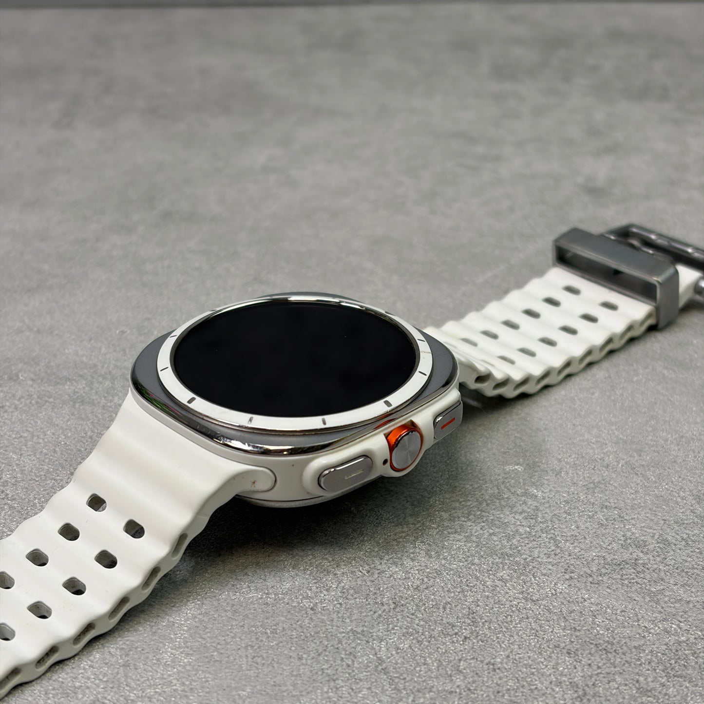 Samsung Galaxy Watch Ultra LTE Titanium White 2025 (SM-L705)