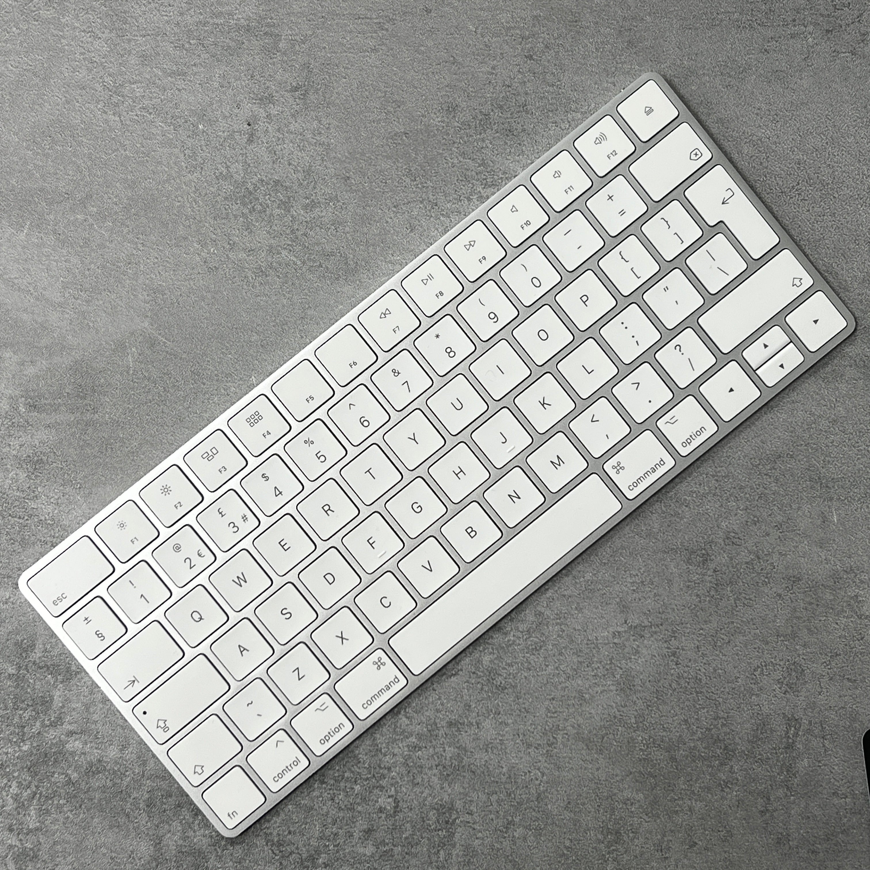 Refurbished Apple Magic Keyboard (A1644) | Refurbished Phones