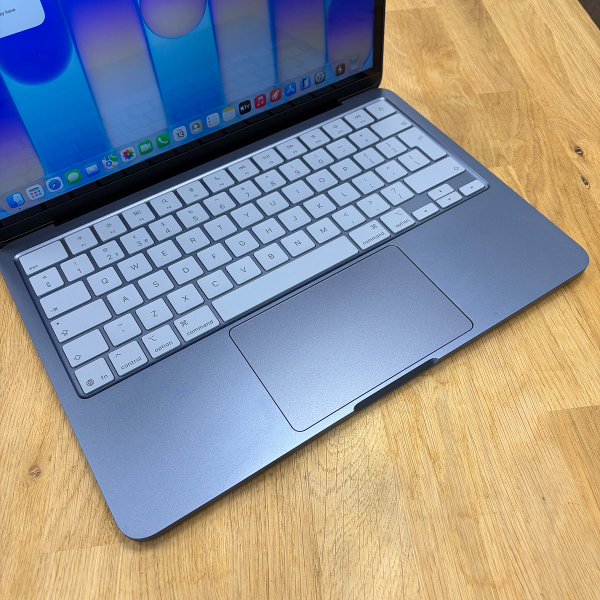 Apple MacBook Neo 256GB Indigo