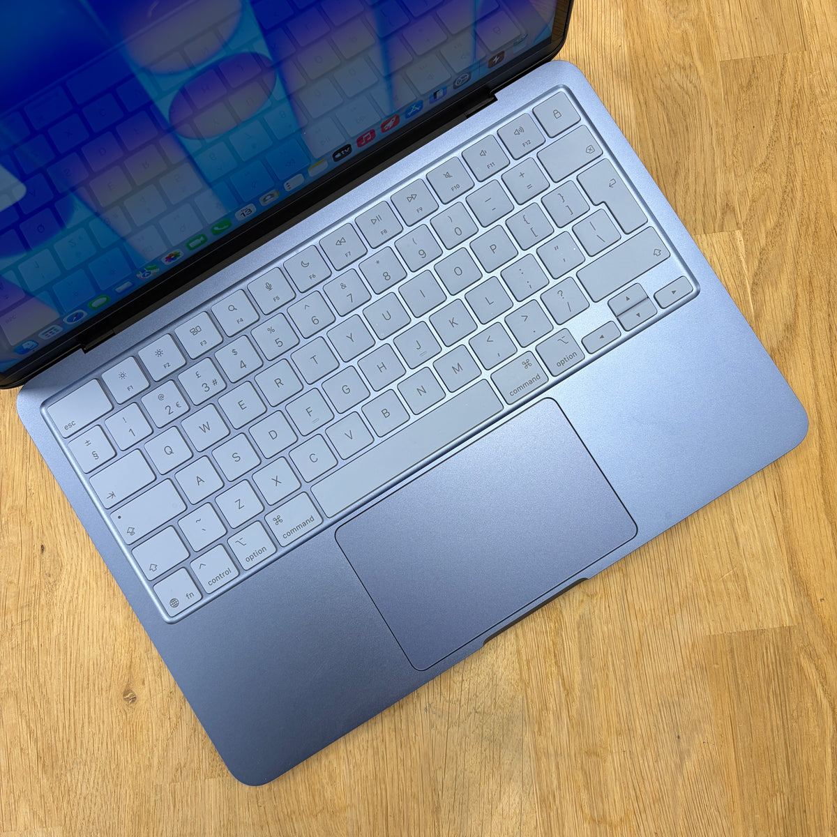 Apple MacBook Neo 256GB Indigo