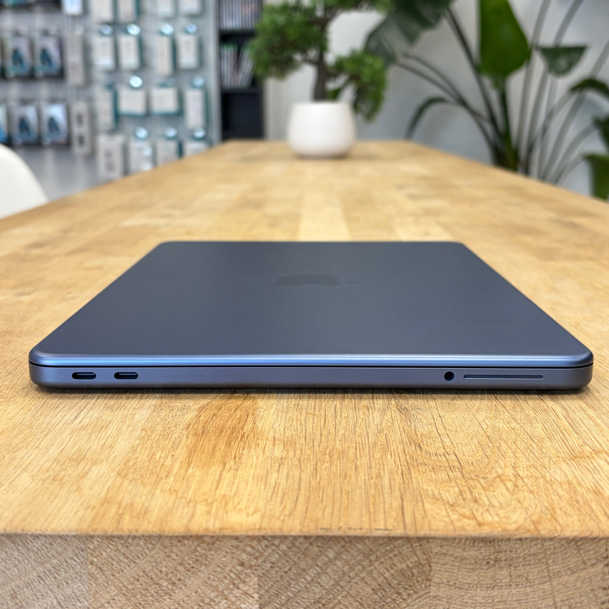 Apple MacBook Neo 256GB Indigo
