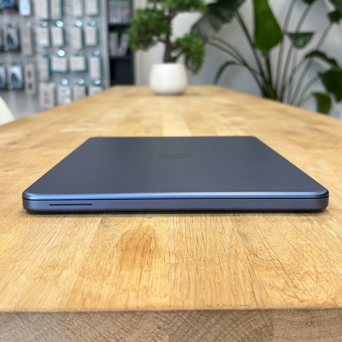 Apple MacBook Neo 256GB Indigo