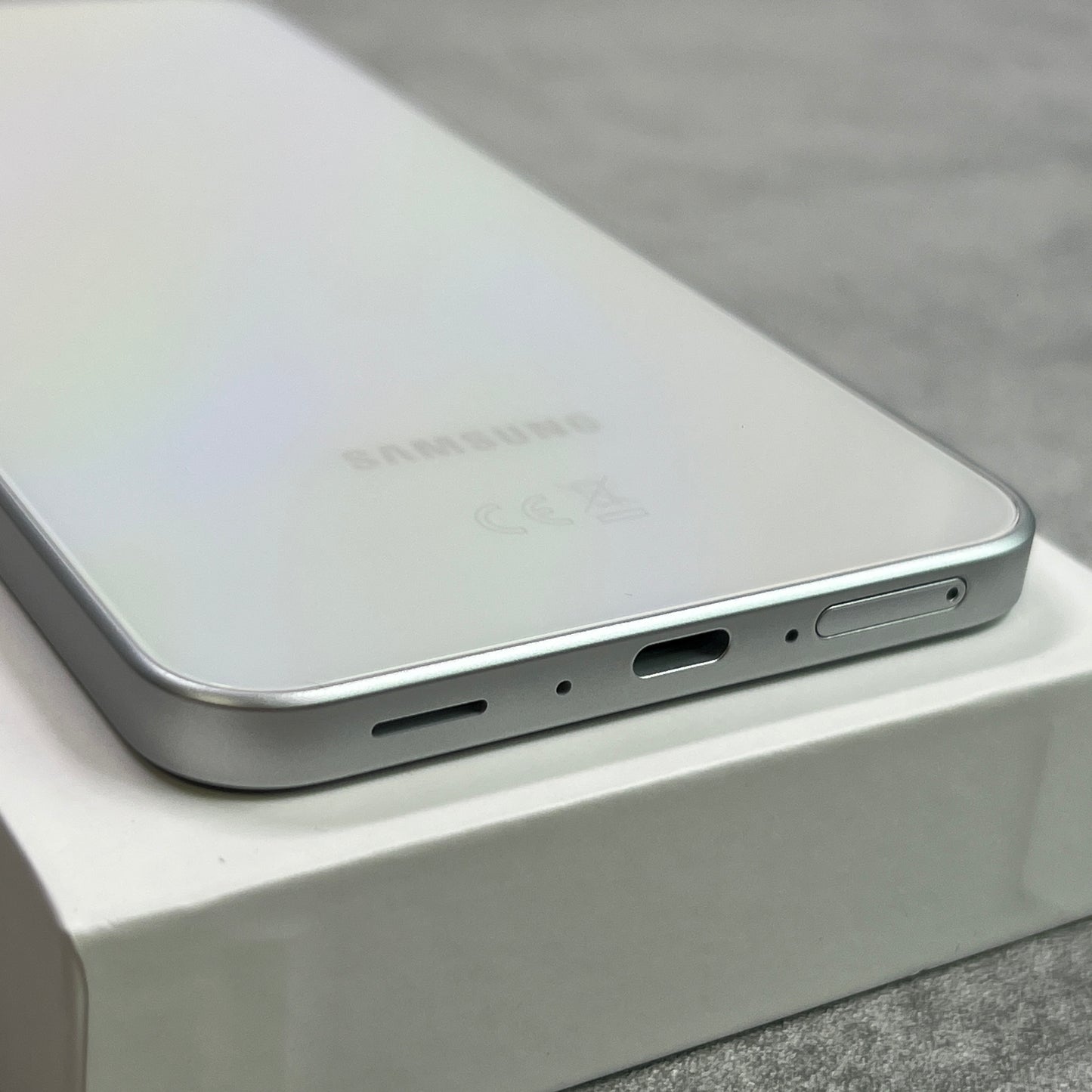 Samsung Galaxy A36 5G Awesome White (Unlocked)