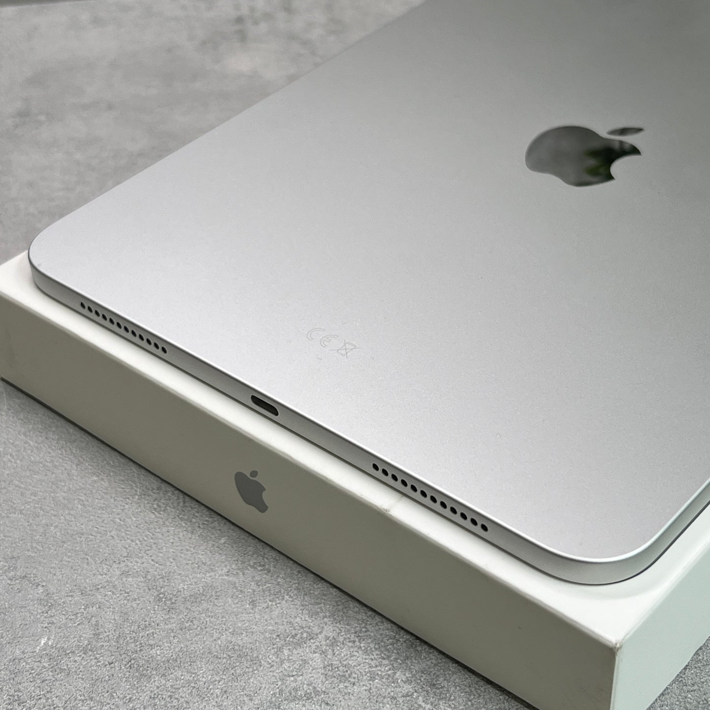 Apple iPad (A16) 128GB Silver (2025 / Latest Model!)