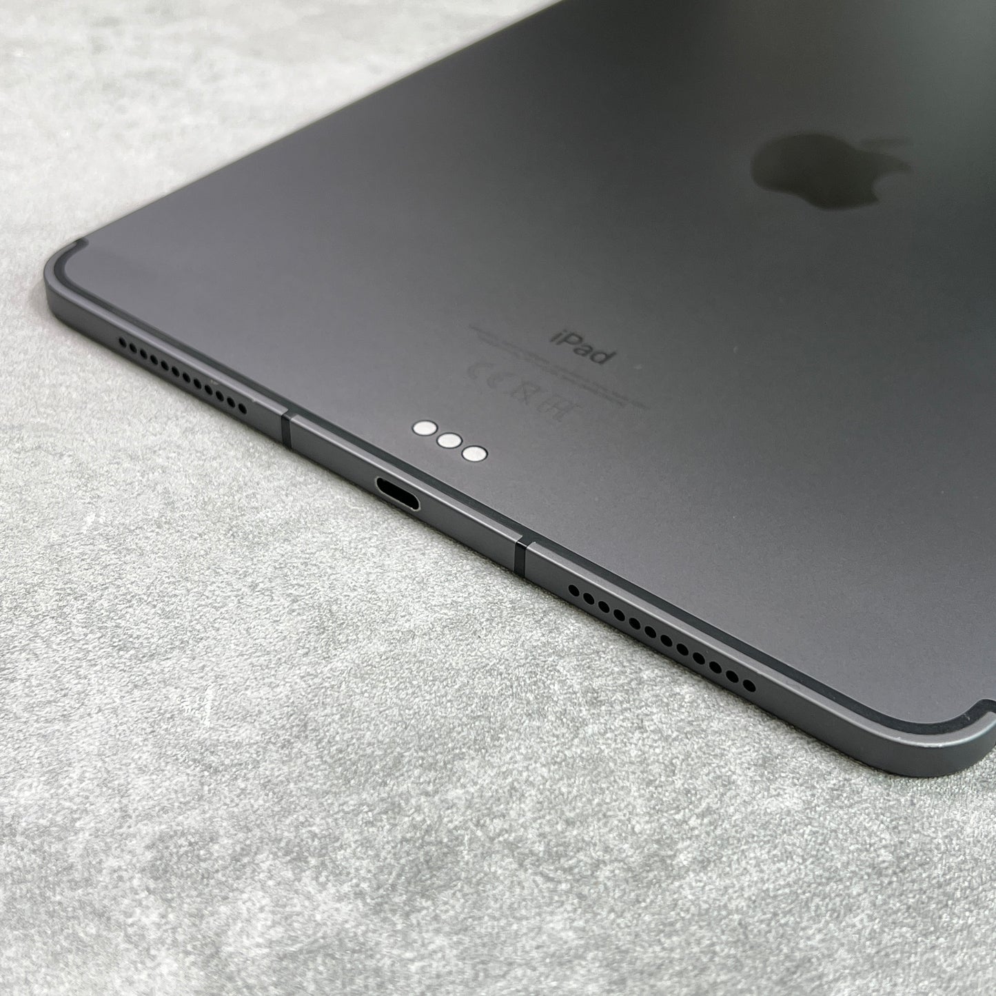 Apple iPad Air 4th Gen 64GB Space Grey *OUTLET*