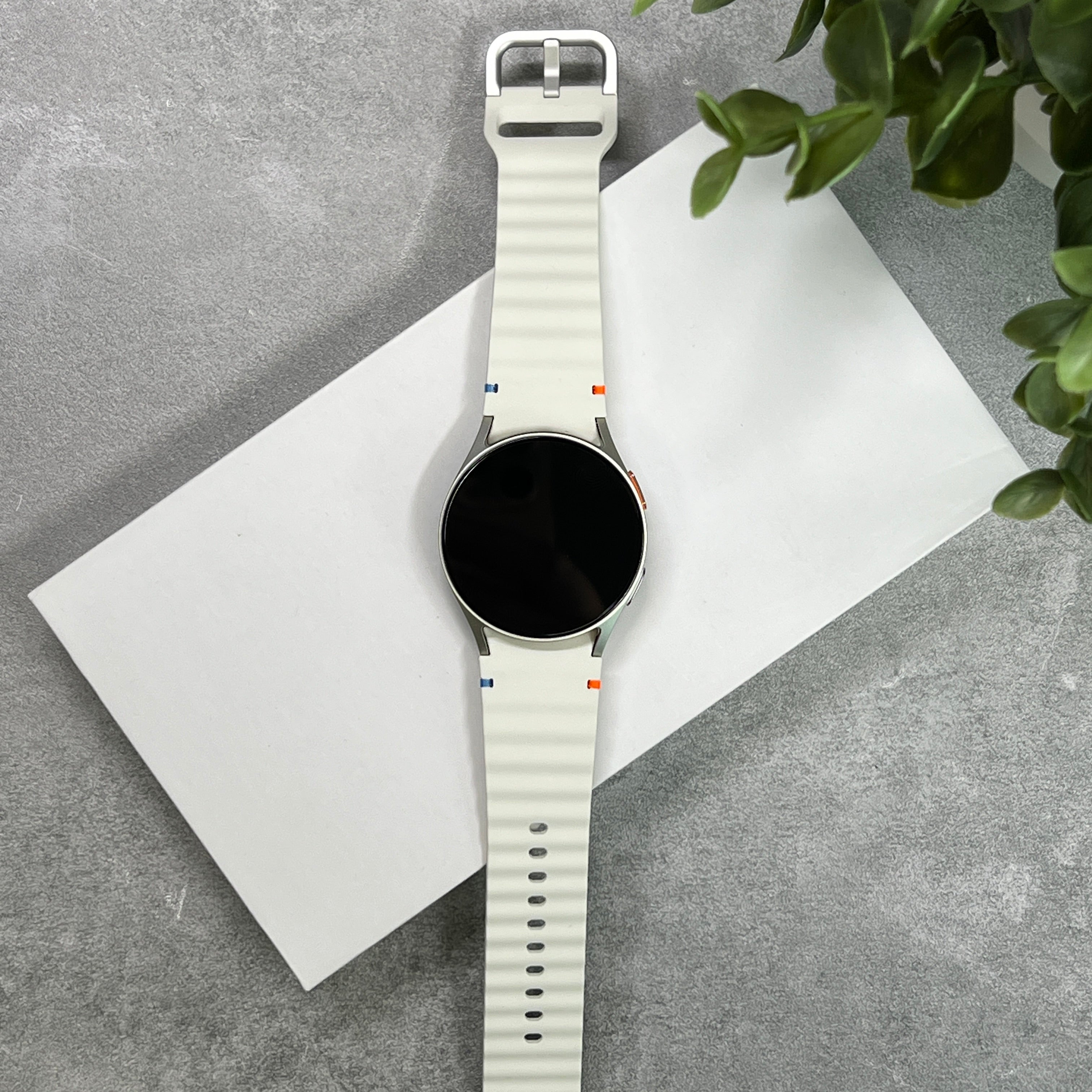 Shop Samsung Galaxy Watch7 40mm Cream | Refurbished Haverhill – Calatech