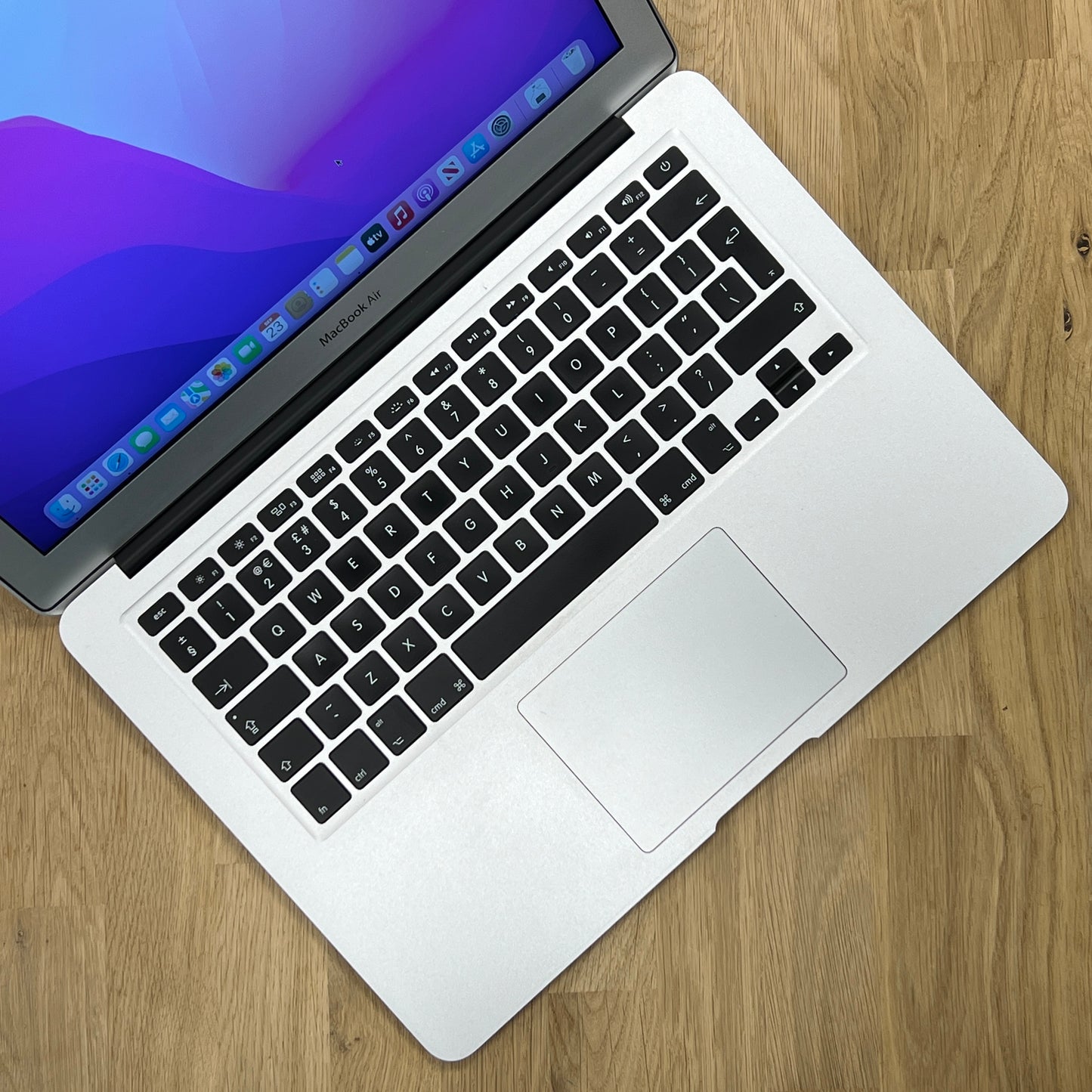 Apple MacBook Air 13-Inch, 128GB, 8GB, 2017 (A1466)