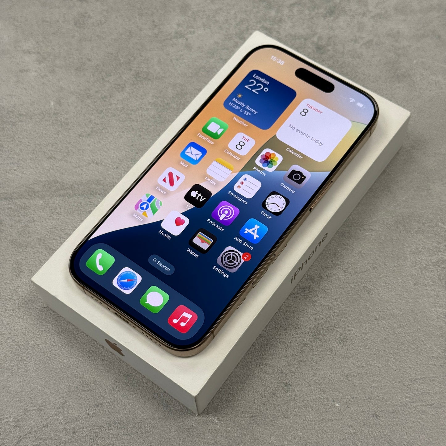 Apple iPhone 16 Pro Desert Titanium (Unlocked)