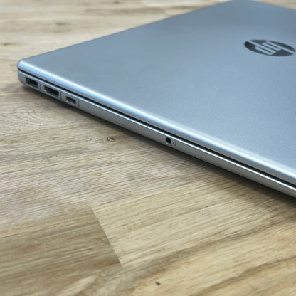 HP 15.6 Laptop – AMD Ryzen 5 / 16GB RAM / 512GB SSD / Radeon Graphics – Windows 11