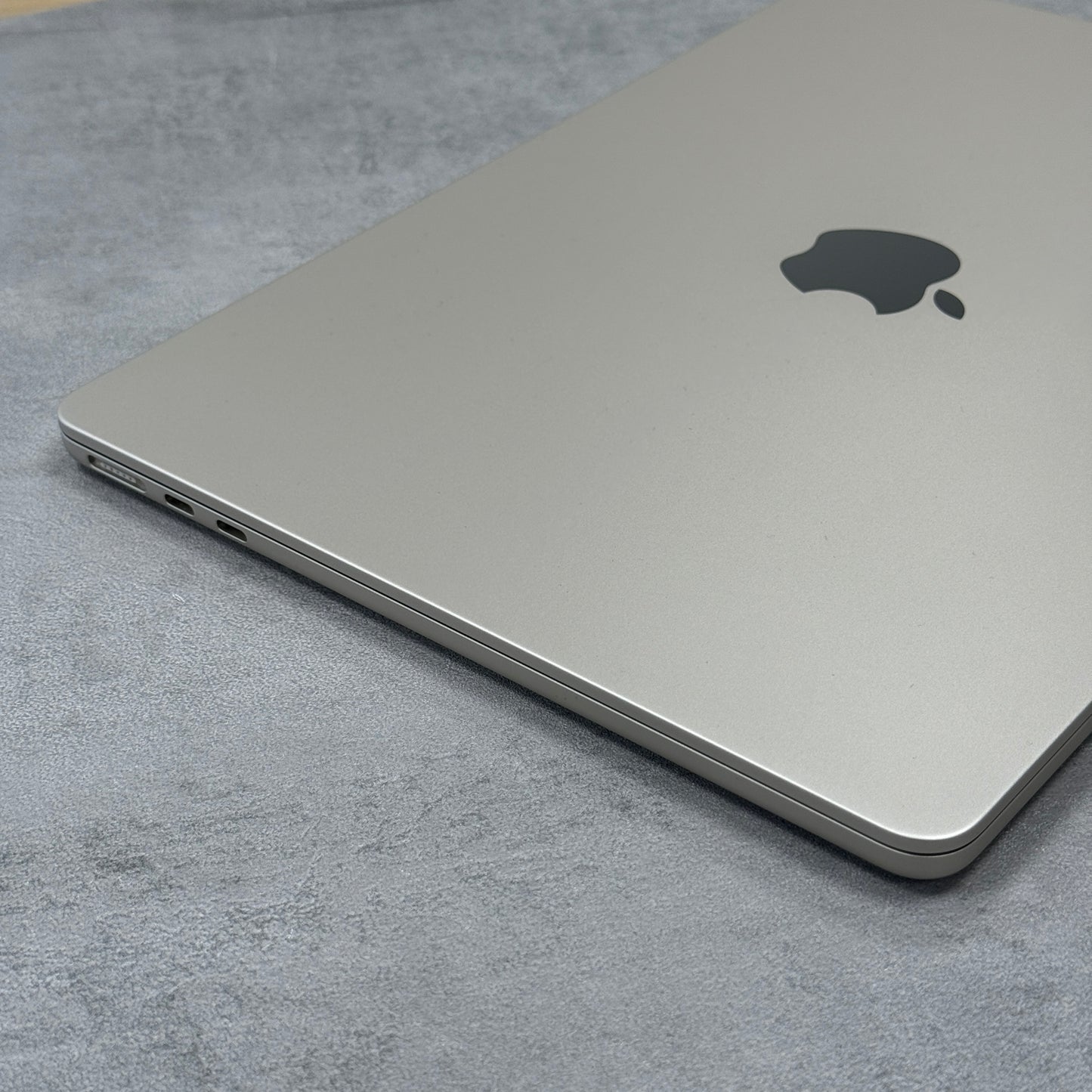 Apple MacBook Air 13-inch (M3, 2024) 256GB | 8GB