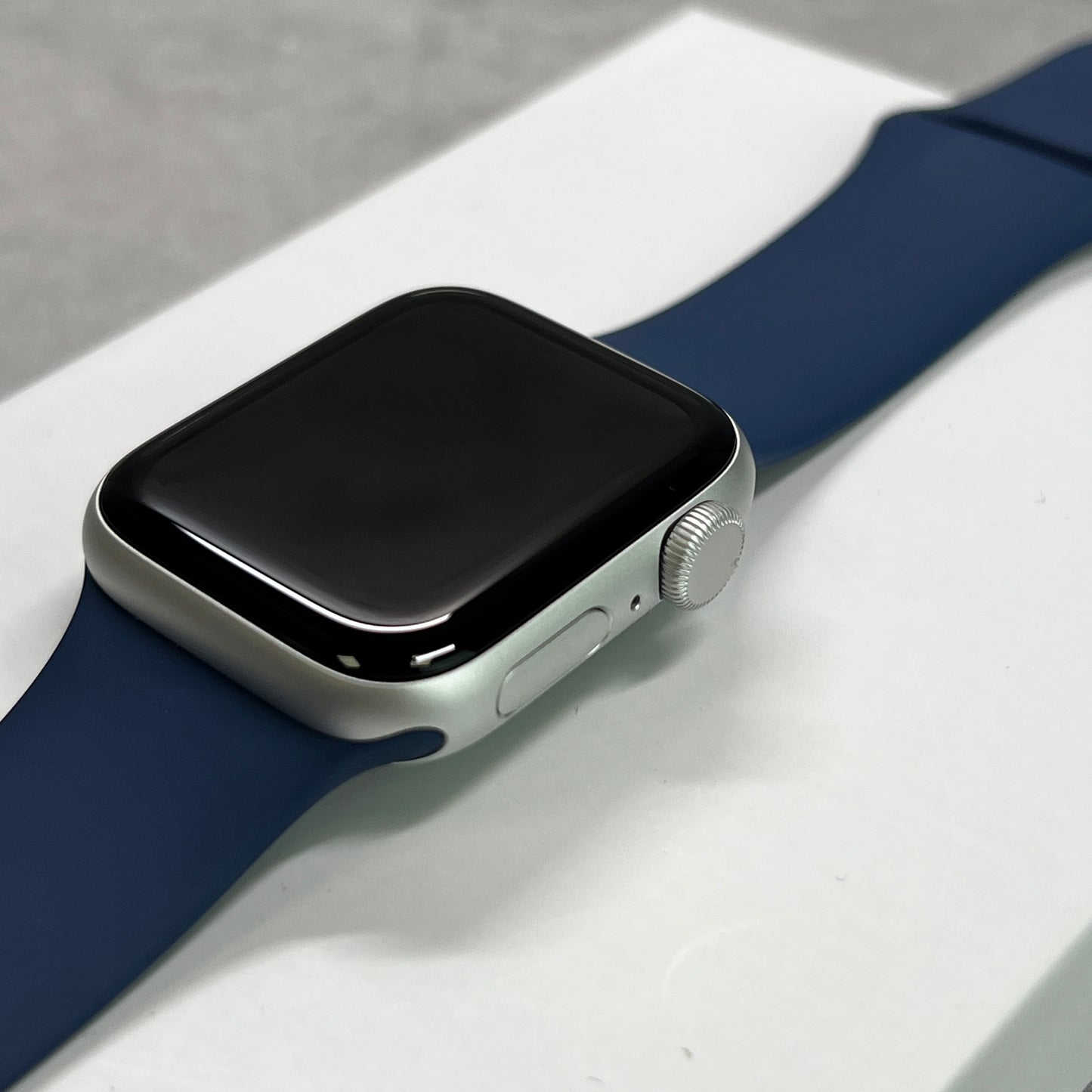 Apple Watch SE (2nd Gen) 40mm Silver