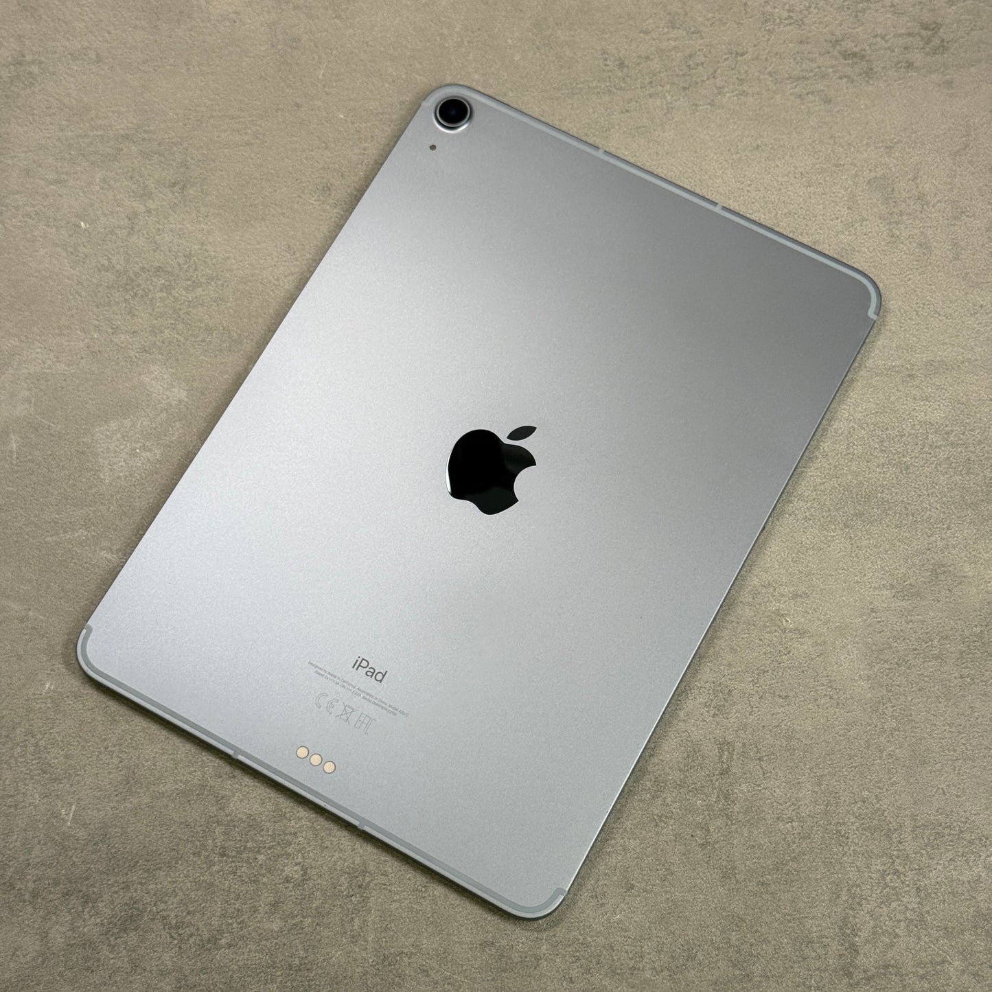 Apple iPad Air 4th Gen 64GB Sky Blue