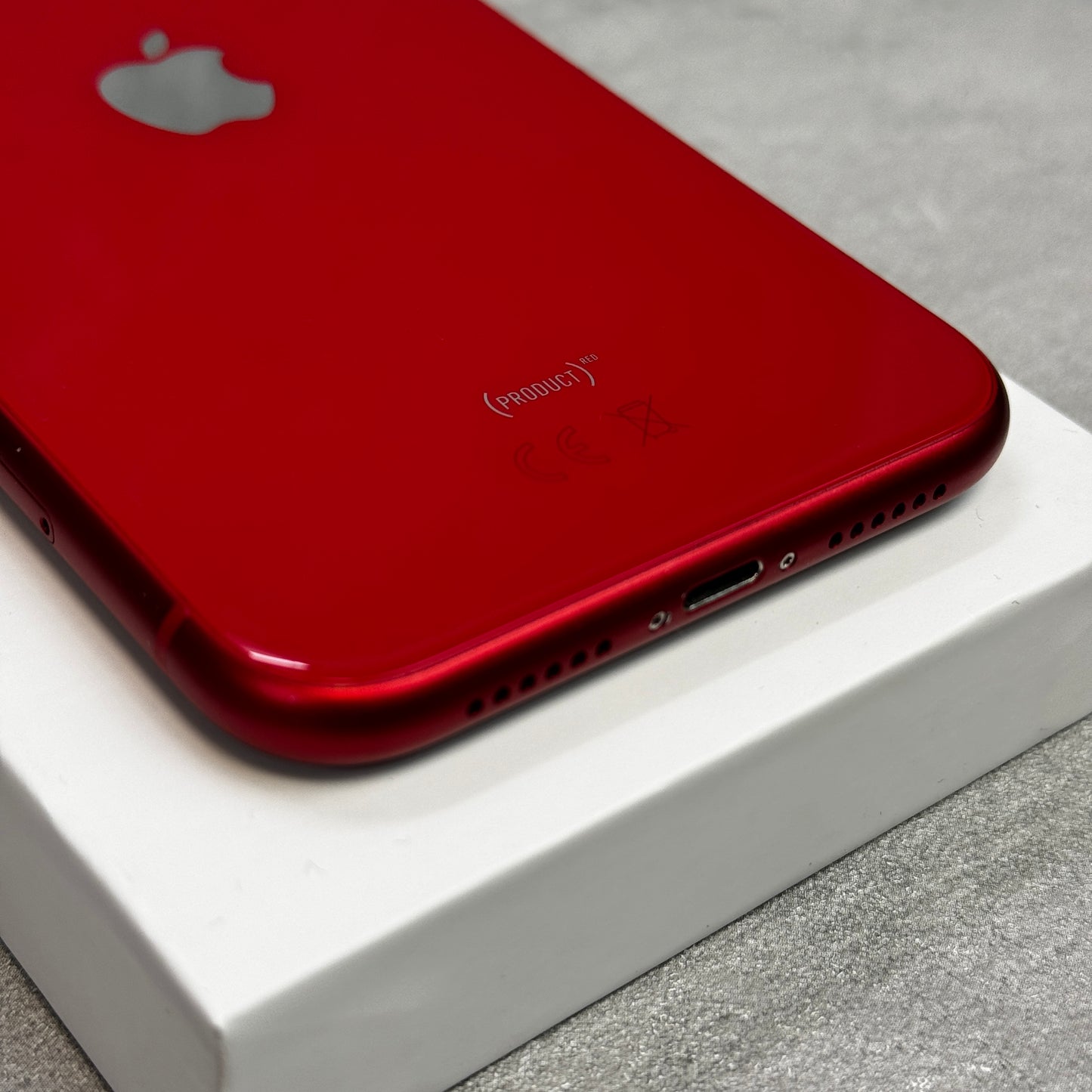 Apple iPhone 11 64GB Red (Unlocked)