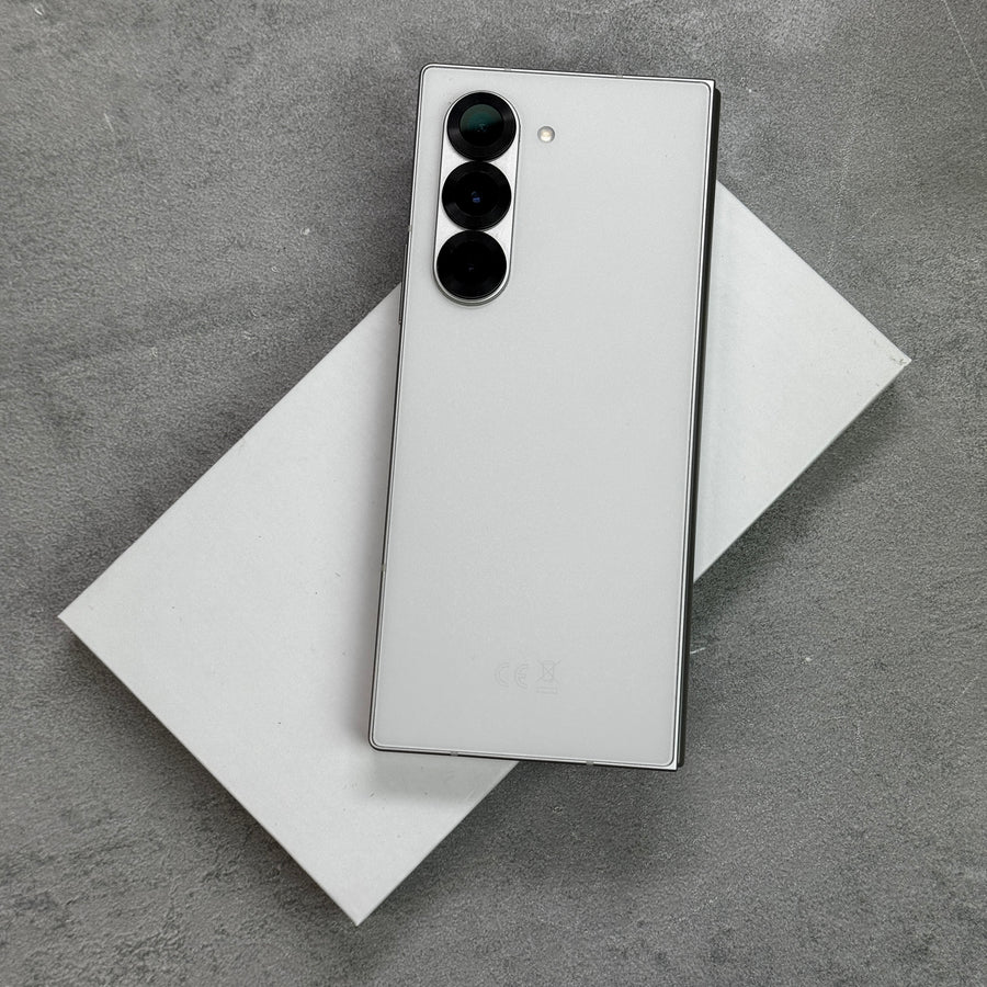Samsung Galaxy Z Fold6 White (Unlocked)